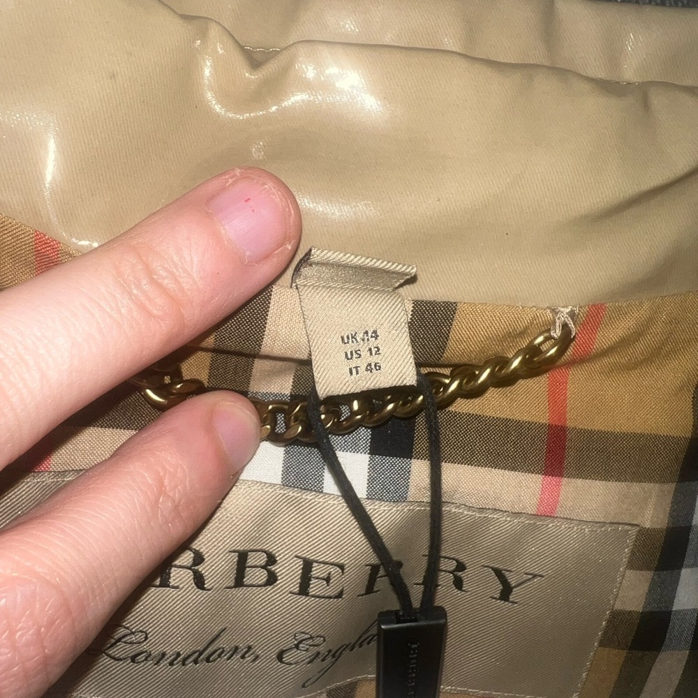 🇬🇧NWT Burberry Eastheath Vinyl Laminated Trench Coat Woman’s Size 12 - Picture 13 of 14